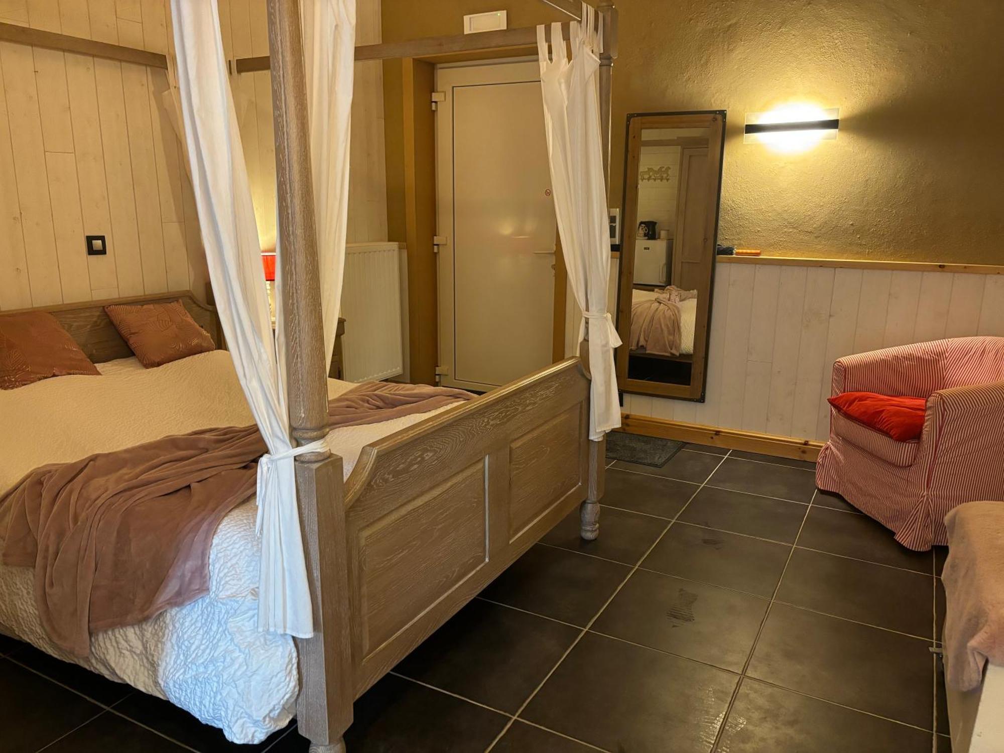 ダンメ Quarter House Bed & Breakfast エクステリア 写真